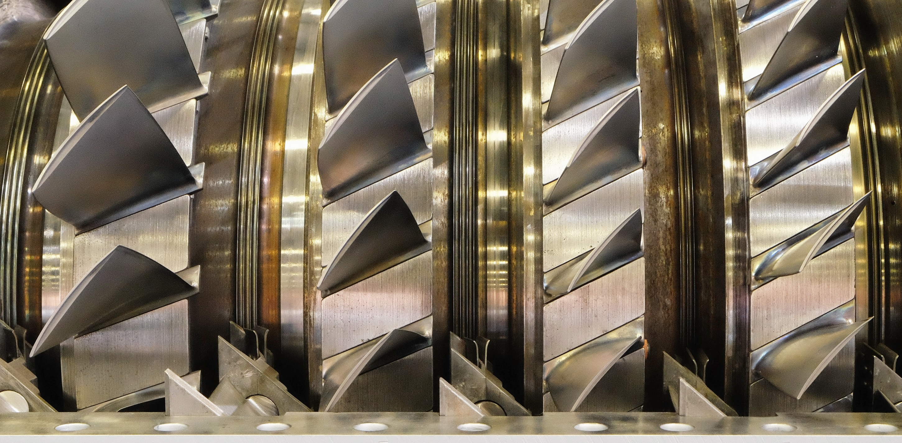 Turbine blade assembly